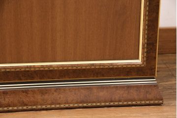 中古　美品　イタリア輸入家具　クラシカルな佇まいが魅力のキュリオケース(ガラスケース、キャビネット、飾り棚、コレクションケース)(定価約39万円)(R-049066)