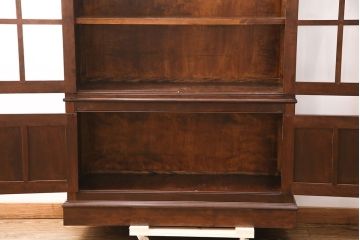 中古　松本民芸家具　洗練されたシックなデザインが魅力のE型書棚(ブックケース、本箱、飾り棚、キャビネット、収納棚)(定価約62万5千円)(R-049067)