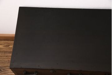 和製アンティーク　前面桐材・天板側面漆塗り　上質な和の趣溢れる小箪笥(小物収納、引き出し、収納箪笥)(R-049069)