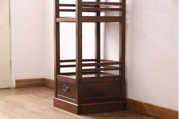 中古　極美品　国産　ケヤキ・杉材　造りの良さが素晴らしい手造り家具の飾り棚(陳列棚、引き出し)(R-049080)