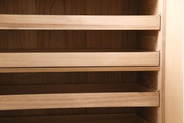 中古　美品　松永修一作　胴丸　柾目が美しい!上品な雰囲気が魅力の総桐箪笥(衣装箪笥、着物箪笥、和タンス、桐たんす)(定価約120万円)(R-049084)