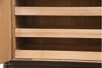 中古　美品　松永修一作　胴丸　柾目が美しい!上品な雰囲気が魅力の総桐箪笥(衣装箪笥、着物箪笥、和タンス、桐たんす)(定価約120万円)(R-049084)