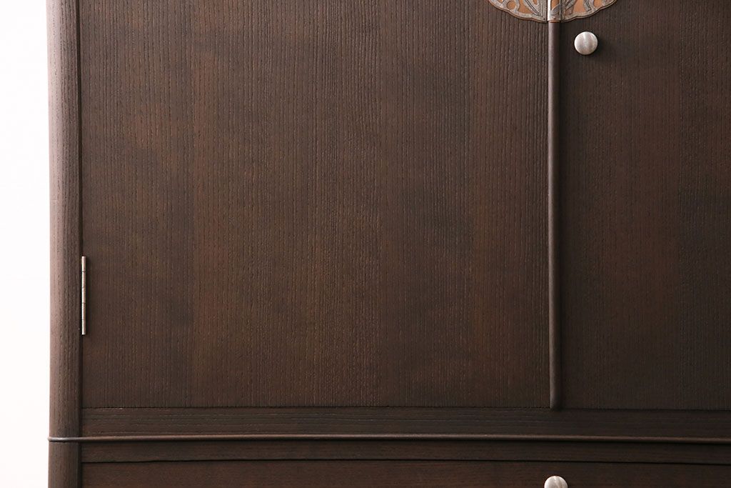 中古　美品　松永修一作　胴丸　柾目が美しい!上品な雰囲気が魅力の総桐箪笥(衣装箪笥、着物箪笥、和タンス、桐たんす)(定価約120万円)(R-049084)