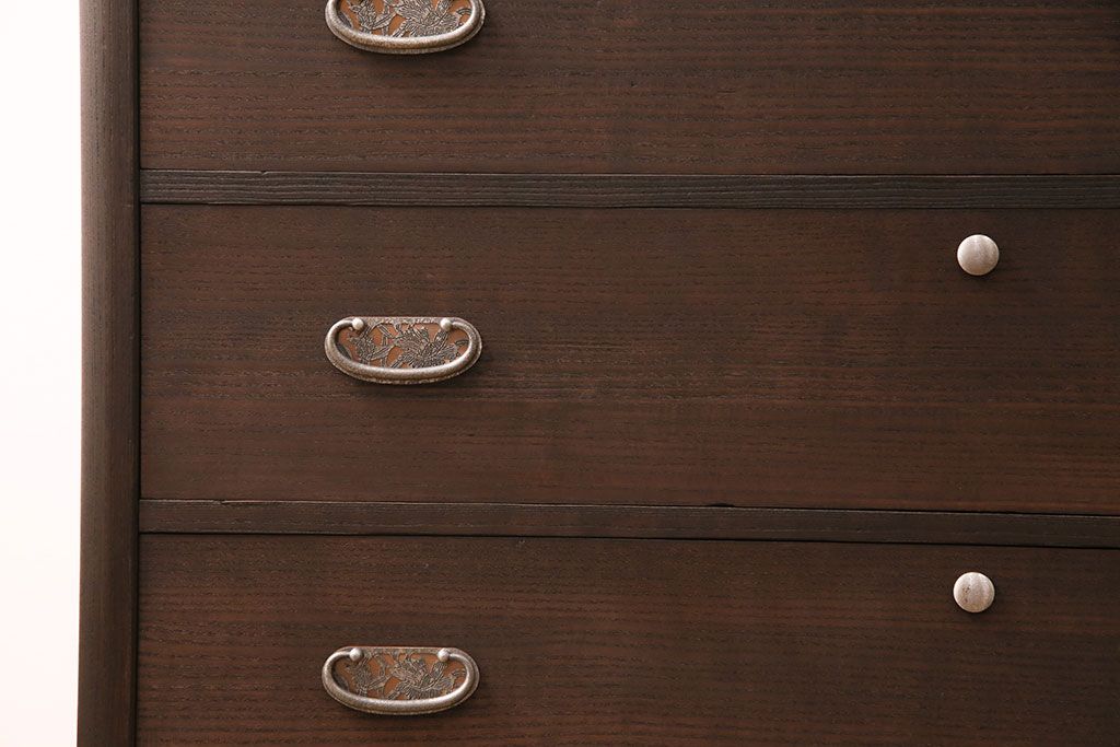 中古　美品　松永修一作　胴丸　柾目が美しい!上品な雰囲気が魅力の総桐箪笥(衣装箪笥、着物箪笥、和タンス、桐たんす)(定価約120万円)(R-049084)