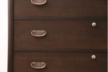 中古　美品　松永修一作　胴丸　柾目が美しい!上品な雰囲気が魅力の総桐箪笥(衣装箪笥、着物箪笥、和タンス、桐たんす)(定価約120万円)(R-049084)