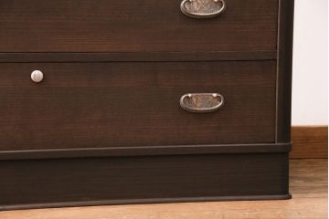 中古　美品　松永修一作　胴丸　柾目が美しい!上品な雰囲気が魅力の総桐箪笥(衣装箪笥、着物箪笥、和タンス、桐たんす)(定価約120万円)(R-049084)