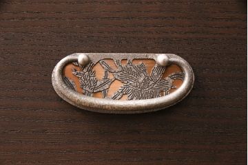 中古　美品　松永修一作　胴丸　柾目が美しい!上品な雰囲気が魅力の総桐箪笥(衣装箪笥、着物箪笥、和タンス、桐たんす)(定価約120万円)(R-049084)