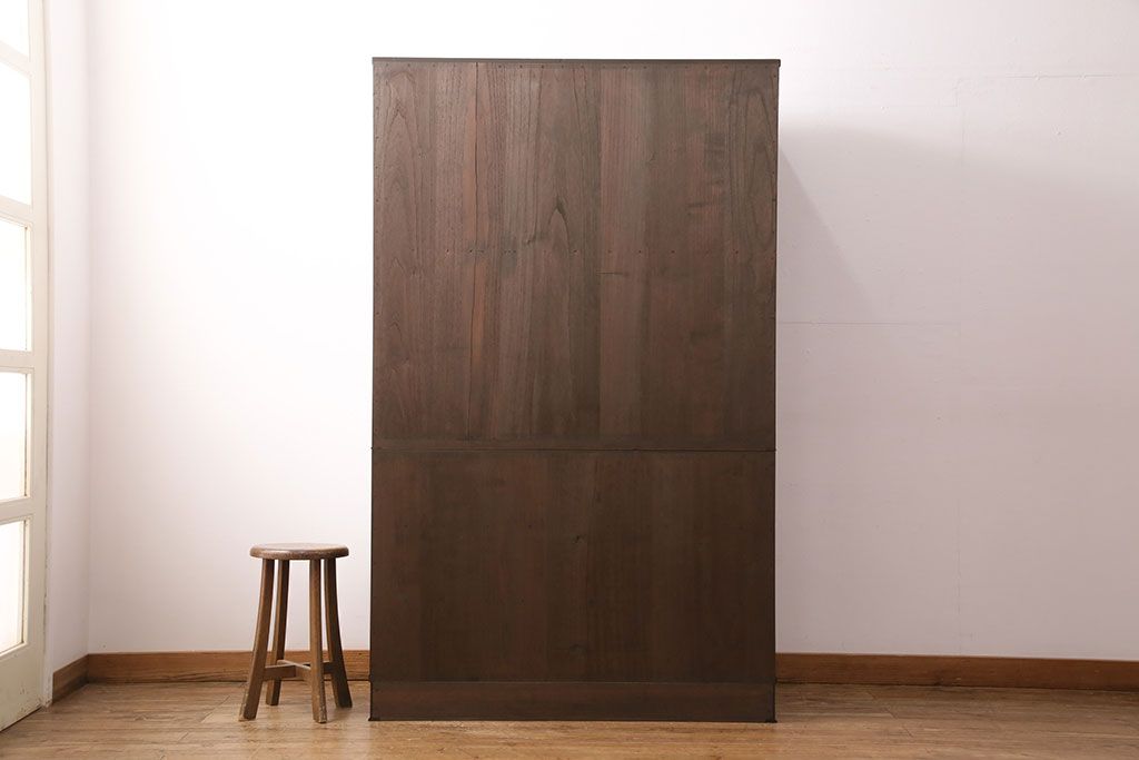 中古　美品　松永修一作　胴丸　柾目が美しい!上品な雰囲気が魅力の総桐箪笥(衣装箪笥、着物箪笥、和タンス、桐たんす)(定価約120万円)(R-049084)