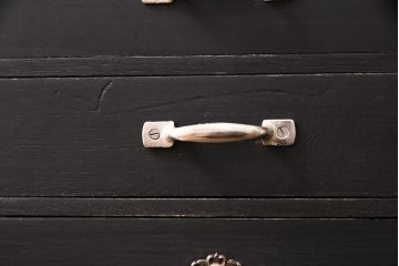 和製アンティーク　品の良さを感じさせる、マットブラックペイントの小引き出し(小物収納、卓上収納)(R-049085)