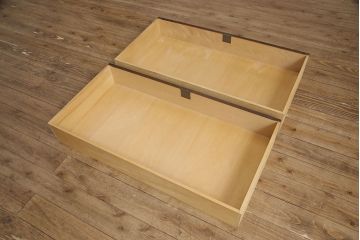 中古　北海道民芸家具　鏡付き　上品な佇まいが洗練された雰囲気を醸し出すワードローブ(洋服タンス、洋服箪笥)(R-049091)