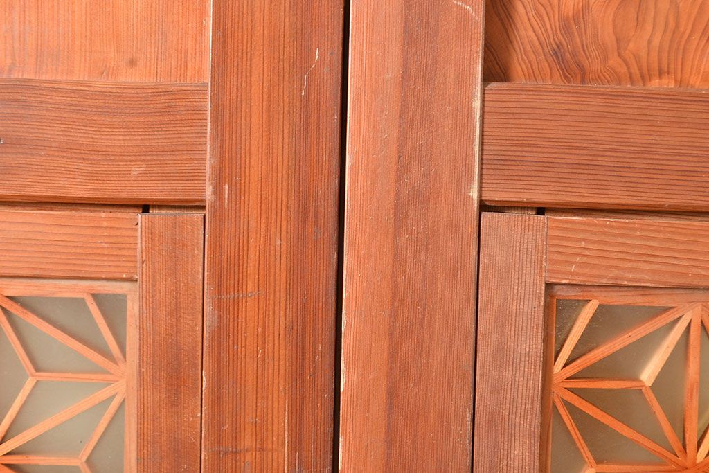 アンティーク建具　板部一枚板　芸術品のように美しい組子が目を惹く帯戸2枚セット(ガラス帯戸、組子帯戸、引き戸、建具)(R-049094)