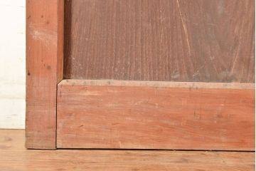 アンティーク建具　赤みがかった木色と縦桟のつくりが上品な雰囲気を高めるヒノキ材製蔵戸(引き戸、玄関戸)(R-049097)
