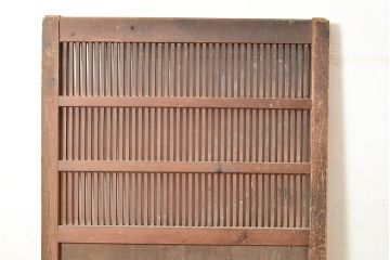 アンティーク建具　栗材・松材　整然と並ぶ縦桟が和モダンな印象の蔵戸(引き戸、玄関戸)(R-049102)