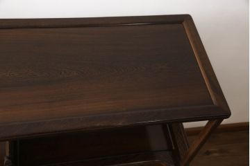 民芸家具　鉄刀木(タガヤサン)材　美術品のような細やかな意匠が魅力の最高級の飾り棚(収納棚、茶棚)(定価約120万円)(R-049108)