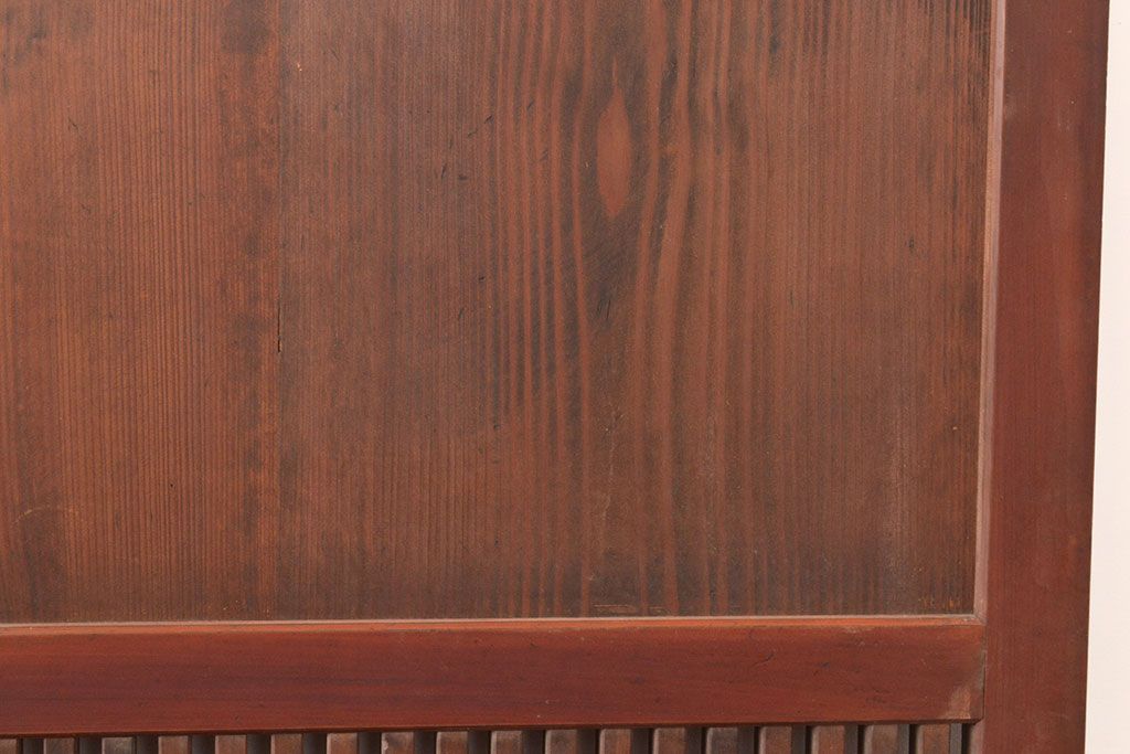 アンティーク建具　明治大正期　赤みがかった色合いと経年による味わいが魅力の格子帯戸1枚(引き戸、建具)(R-049111)