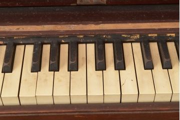 アンティーク雑貨　ジャンク品　昭和初期　日本楽器製造株式会社(日本楽器)　西川オルガン(西川楽器)　レトロな雰囲気漂うオルガン(R-049118)