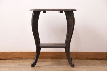 和製アンティーク　伝統工芸　軽井沢彫り　牡丹・鳥・竹　まるで美術品!彫刻の意匠が見事なサイドテーブル(カフェテーブル、コーヒーテーブル、飾り台)(R-049119)