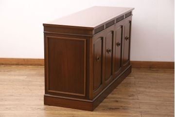 中古　DREXEL HERITAGE(ドレクセルヘリテイジ)　Triune(トライユン)　洗練された美しい佇まいが魅力的なリビングボード(クレデンザ、クリデンザ、サイドボード、キャビネット)(R-049126)