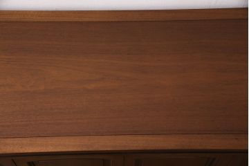 中古　DREXEL HERITAGE(ドレクセルヘリテイジ)　Triune(トライユン)　洗練された美しい佇まいが魅力的なリビングボード(クレデンザ、クリデンザ、サイドボード、キャビネット)(R-049126)