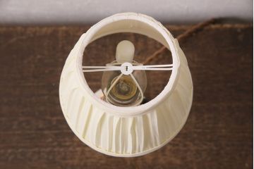 ビンテージ照明　空間を優雅に演出してくれるスタンドライト(デスクスタンド、卓上照明)(R-049131)