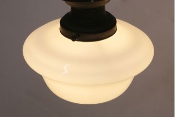アンティーク照明　大振り　ぽってりとしたフォルムが温かみを感じさせる天井照明(シーリングライト)(R-049133)