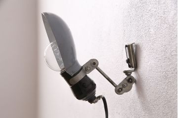 アンティーク照明　角度が調節できるのが嬉しい!メンズライクの空間づくりにおすすめのウォールライト(壁掛け照明、壁付け照明、シェード)(R-049134)