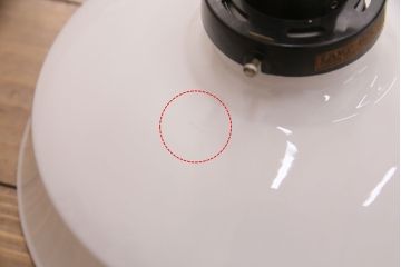 アンティーク照明　日陶　マツダ電笠　スタイリッシュで空間に取り入れやすい白磁のペンダントライト(天井照明、吊り下げ照明)(R-049147)