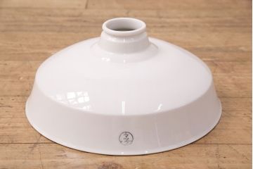 アンティーク照明　日陶　マツダ電笠　スタイリッシュで空間に取り入れやすい白磁のペンダントライト(天井照明、吊り下げ照明)(R-049147)