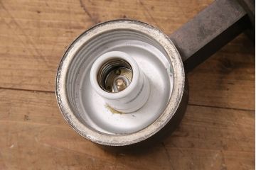 アンティーク照明　昭和初期　ブラケットの無骨なデザインがお洒落なウォールランプ(壁付け照明、壁掛け照明)(R-049148)