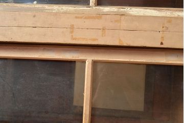 和製アンティーク　収納力抜群!素朴な木の風合いが味わい深い重ね収納棚(キャビネット、戸棚、飾り棚、店舗什器、引き出し)(R-049156)