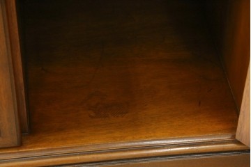 中古　美品　DREXEL HERITAGE(ドレクセルヘリテイジ)　エスペラント　クラシカルな佇まいが魅力のキャビネット　定価約120万円　(R-049159)