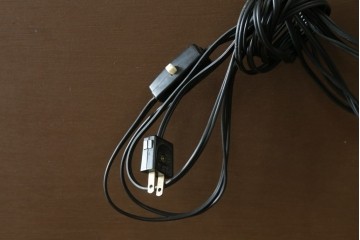 中古　美品　DREXEL HERITAGE(ドレクセルヘリテイジ)　エスペラント　クラシカルな佇まいが魅力のキャビネット　定価約120万円　(R-049159)