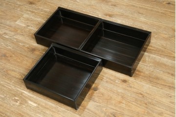 和製ヴィンテージ　黒檀無垢材　上質なこだわりの空間づくりにおすすめの飾り棚　(R-049164)