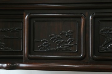 和製ヴィンテージ　黒檀無垢材　上質なこだわりの空間づくりにおすすめの飾り棚　(R-049164)