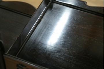 和製ヴィンテージ　黒檀無垢材　上質なこだわりの空間づくりにおすすめの飾り棚　(R-049164)