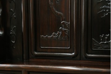 和製ヴィンテージ　黒檀無垢材　上質なこだわりの空間づくりにおすすめの飾り棚　(R-049164)