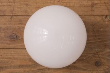 アンティーク照明　シンプルで取り入れやすい球体型の天井照明(ペンダントライト、吊り下げ照明)(R-049179)