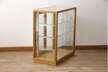 中古　ナラ材　シンプルなデザインと素朴な風合いが魅力のレトロなガラスケース(ショーケース、陳列棚、店舗什器)(R-049183)