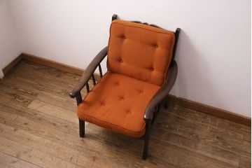 中古　北海道民芸家具　オレンジカラーが温かみのある雰囲気を醸し出す一人掛けソファ(1シーター、1Pソファ、椅子)(R-049185)
