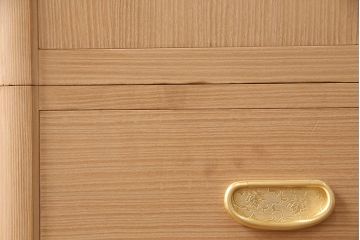 中古　広島・府中家具　木匠多々納邦男　総柾目造り　胴丸　高級感と上品さを併せ持つ総桐箪笥(衣装箪笥、着物箪笥、和タンス、桐たんす)(定価約180万円)(R-049187)