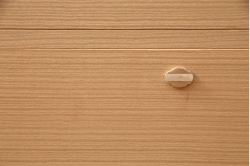 中古　広島・府中家具　木匠多々納邦男　総柾目造り　胴丸　高級感と上品さを併せ持つ総桐箪笥(衣装箪笥、着物箪笥、和タンス、桐たんす)(定価約180万円)(R-049187)