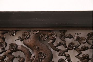 アンティーク建具　細かな彫刻とケヤキ材の木目が見事な彫刻欄間(明り取り、建具)(R-049192)