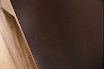 中古　arflex(アルフレックス)　MONTAGNA(モンターニャ)　W字型の脚のデザインがお洒落なセンターテーブル(定価約20万円)(ガラステーブル、ローテーブル)(R-049201)