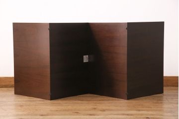 中古　arflex(アルフレックス)　MONTAGNA(モンターニャ)　W字型の脚のデザインがお洒落なセンターテーブル(定価約20万円)(ガラステーブル、ローテーブル)(R-049201)