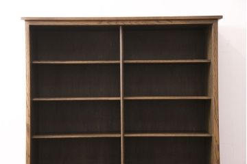 中古　美品　神戸洋家具　伊藤家具製　ディスプレイ棚におすすめ!落ち着いた雰囲気が魅力のキャビネット(食器棚、飾り棚、収納棚、本箱)(定価約80万円)(R-049203)
