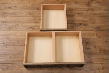 中古　美品　神戸洋家具　伊藤家具製　ディスプレイ棚におすすめ!落ち着いた雰囲気が魅力のキャビネット(食器棚、飾り棚、収納棚、本箱)(定価約80万円)(R-049203)