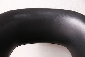 中古　海外ビンテージ　アメリカヴィンテージ　メンズライクなデザインが格好良い回転チェア(カウンタースツール、ハイスツール、ハイチェア、合皮)(R-049205)