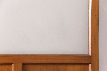 アンティーク建具　ヒノキ材　きらきら輝くダイヤガラスがレトロな雰囲気を醸し出す木製ドア(ガラス扉、建具)(R-049207)