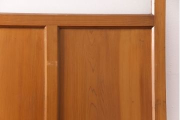 アンティーク建具　ヒノキ材　きらきら輝くダイヤガラスがレトロな雰囲気を醸し出す木製ドア(ガラス扉、建具)(R-049207)