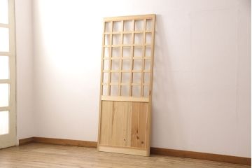 昭和レトロ　和モダンにおすすめ!明るい木色が魅力的な升目格子のガラス戸1枚(引き戸、建具、格子戸)(R-049211)